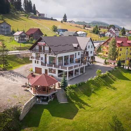 Tihuta Retreat Hotel Báránykő Kültér fotó